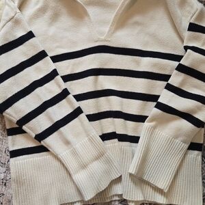Zara Cream and Black Striped V-Neck Sweater